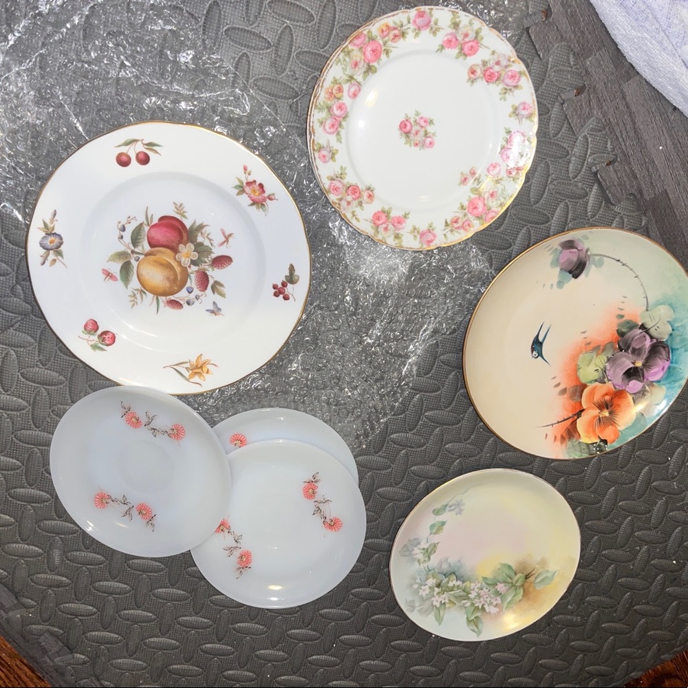 Plates, decor. porcelain European and US made. Fir King,